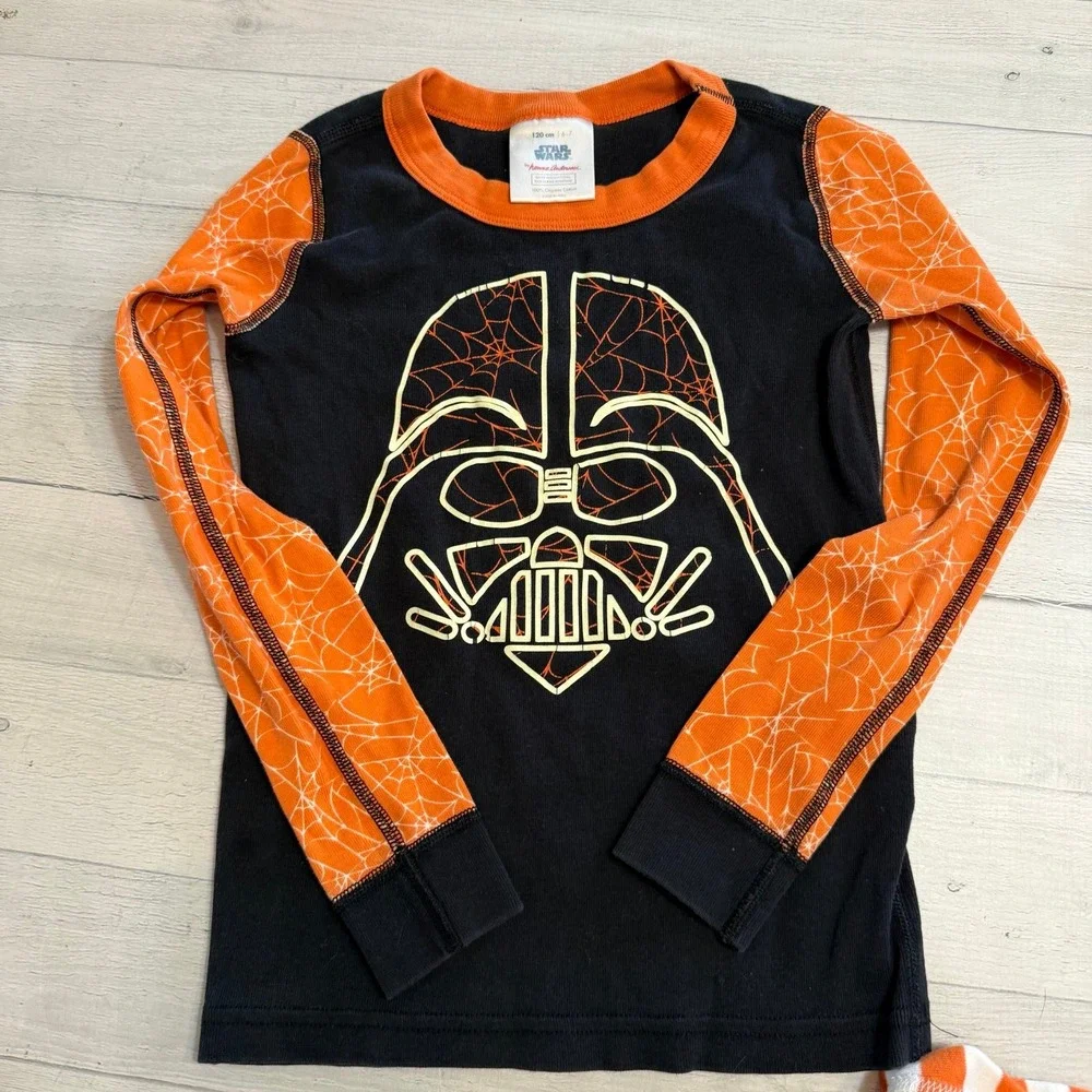 Hanna Andersson Halloween orange Star‎ Wars darth Vader pajamas size 5,6,7